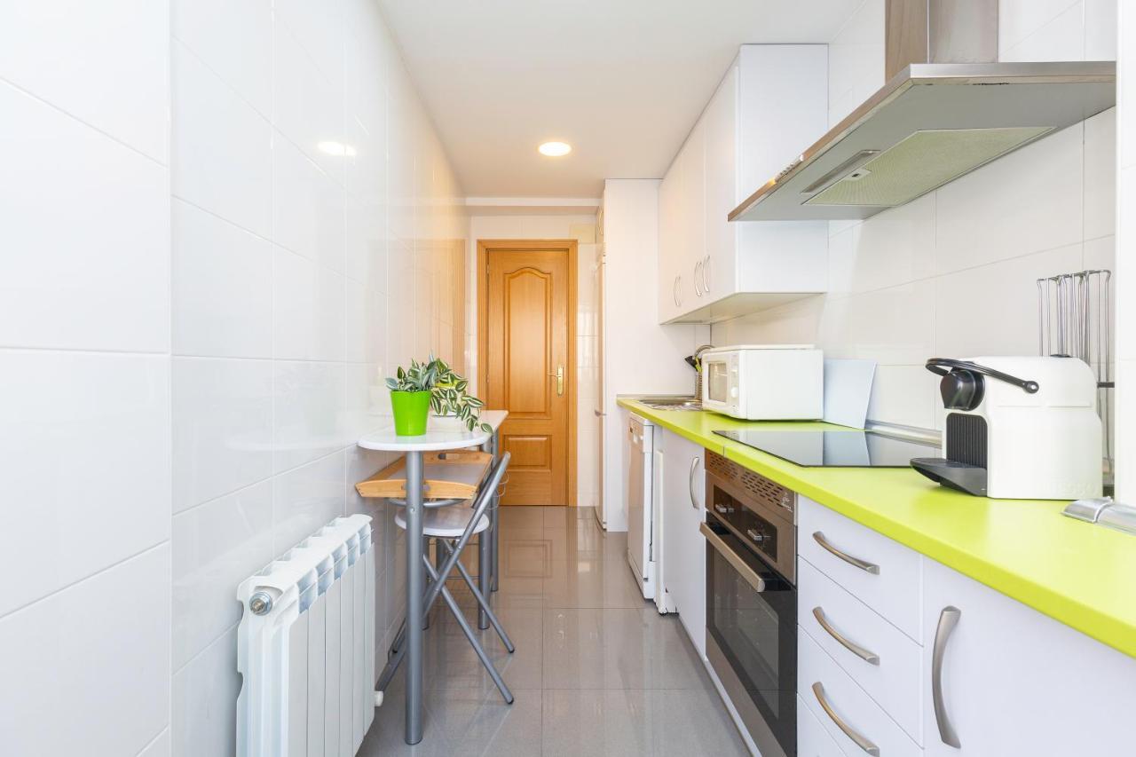 Апартаменти Apartamento Puente De Segovia Мадрид Екстер'єр фото