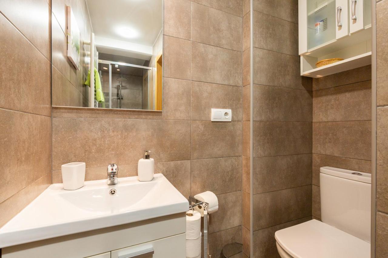 Апартаменти Apartamento Puente De Segovia Мадрид Екстер'єр фото